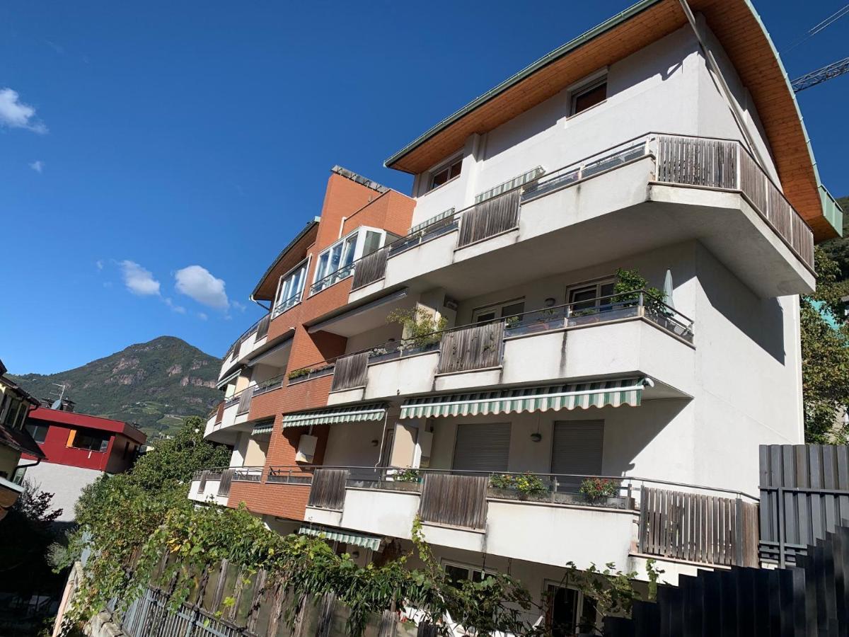 Apartament Living Rencio: Vicino Al Centro Di Bolzano Zewnętrze zdjęcie