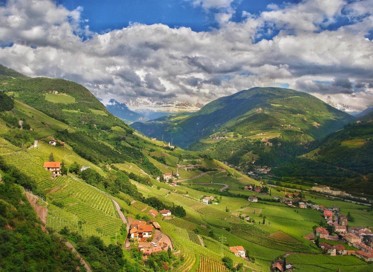 Apartament Living Rencio: Vicino Al Centro Di Bolzano Zewnętrze zdjęcie